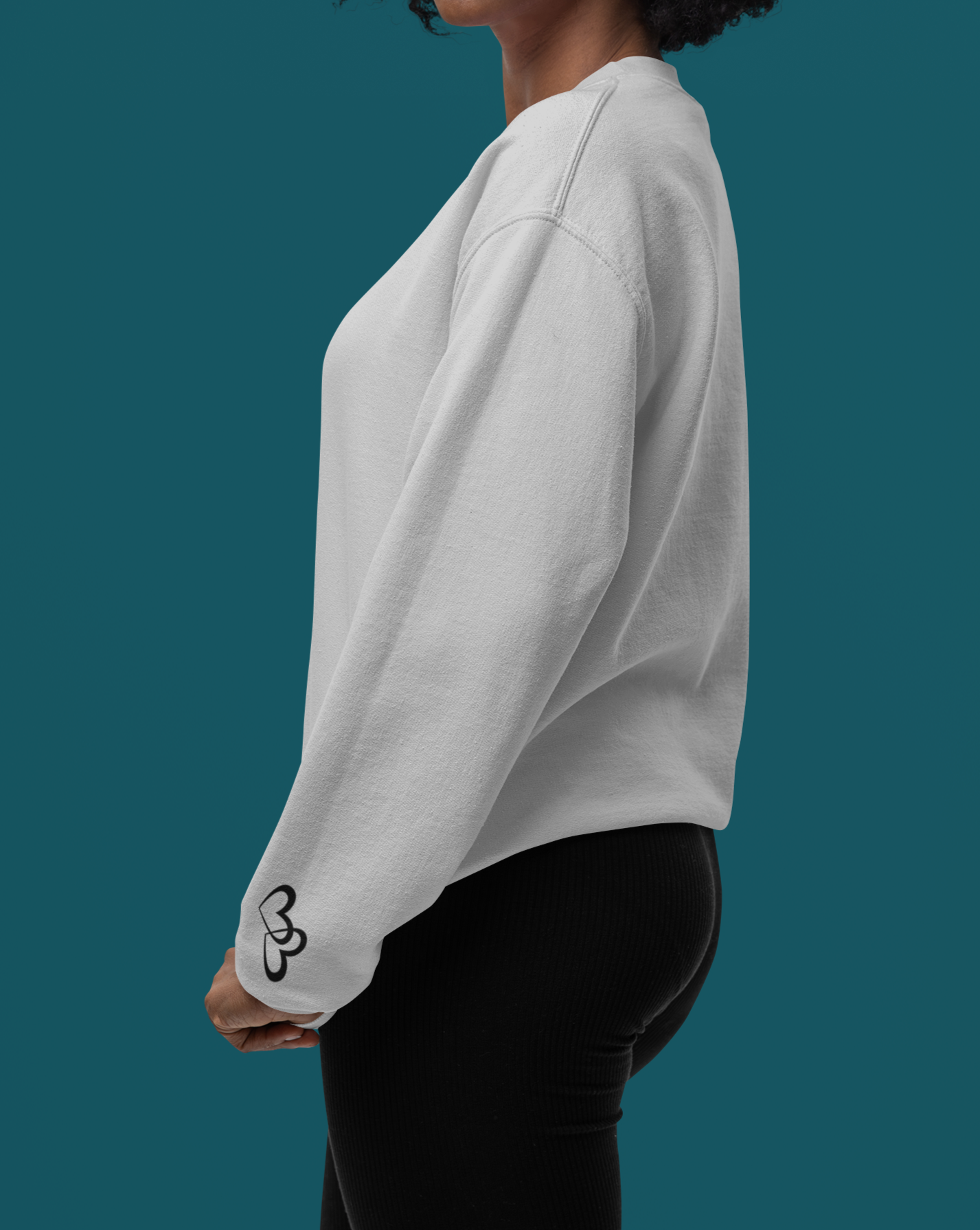 Custom Mama Est 2024 Heart Key Chain Sleeve Sweatshirt